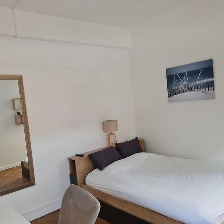 Bel Appartement 3 Suites Privatives Hyper Centre Tourcoing Exterior foto